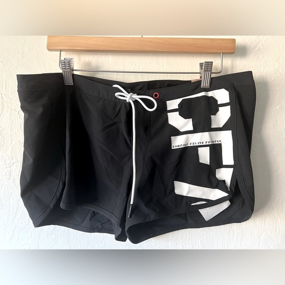 Reebok CrossFit Shorts - Picture 1 of 5
